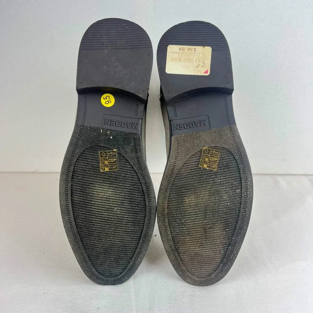 GUC Madden Chelsea Ankle Boots Elastic Gores Slip On Grey Faux Suede Mens Sz 9.5